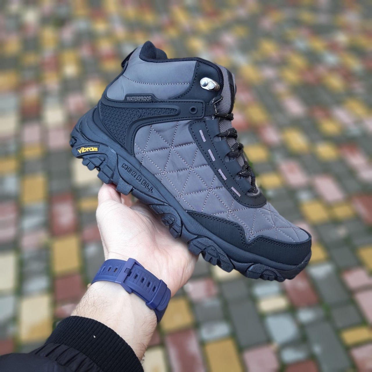 Кроссовки Merrell Tracking высокие Светло серые резиновые зимние повседневные на шнуровке спортивная обувь